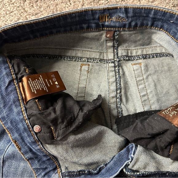 🎆 Kut from the Kloth mid rise slim straight skinny jeans medium wash 2 designer - Picture 5 of 9